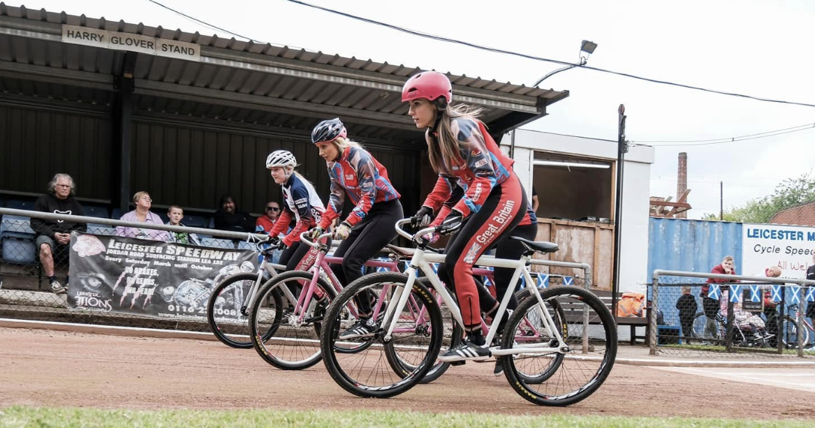 women's racing at Leicester